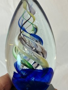 lot 300 image: Vintage Colorful Swirl EGG Shaped Glass Sculpture on Base