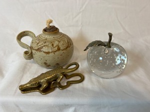 lot 195 image: Vintage Lot of 3 Studio Art Pottery Lamp Bubble Glass APPLE Brass Clip Alligator Decorative Collectibles