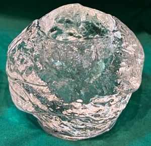 lot 185 image: Lot of 2 KOSTA BODA  Glass Snowball Holiday Votive Candle Holders
