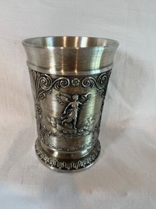 lot 239 image: Vintage Zinn 95% Pewter Shot Glass