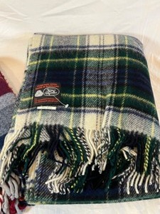 lot 255 image: Lot of 2 Plaid Picnic BLANKETS Wool