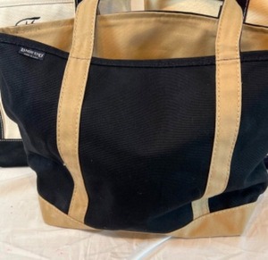 lot 264 image: Lot of LANDS END Shopper Tote Bags