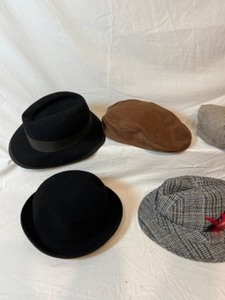 lot 295 image: Vintage lot of Mens and Womens Hats