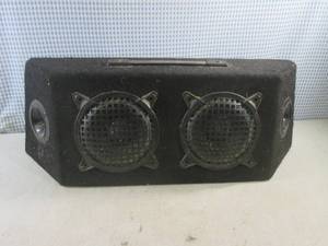(EC1) Box Speaker 24 x 10 x 7...