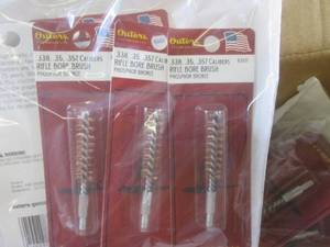 (F-0) Case of 36 Outers .338, .35, .357 Calibers Rifle Bore Brushes - 6 inner bags of 6