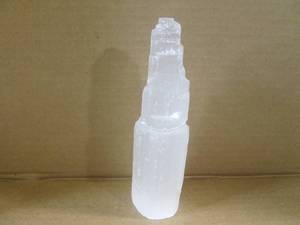 (CNTR) 6 Raw Selenite Tower...