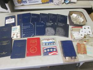 (CS) Assorted Coin Collection Books Guides and Accessories