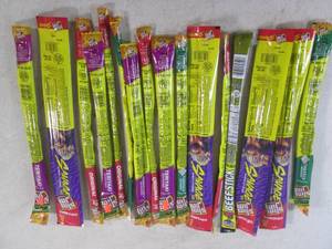 (B-3) 16 Assorted Slim Jim Smoked Snack Sticks Past Date