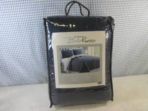 (D-2) Bella Russo Queen Size 3-Piece Reversible Coverlet Set Dk Blue