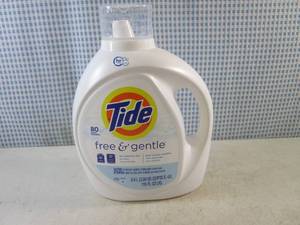 (F-0) Large Tide Free &amp Gentle Laundry Detergent 3.4L  115 oz