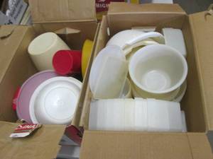 (F-2) 2 Boxes of Assorted Kitchen ContainersBowls Etc