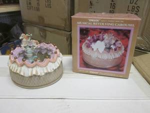 (RM6) Case of 24 Musical Revolving Carousels