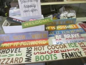 (BS) Assortment of Wood Signs ...