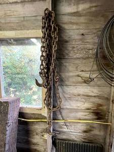 lot 34 image: Chain
