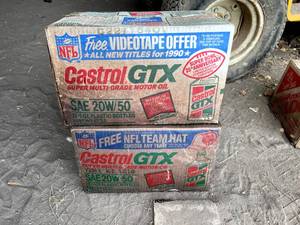 lot 49 image: 2 Full Cases Castrol GTX 20w50 Oil (24 quarts)