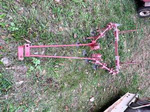lot 50 image: Small FarmGarden Implement