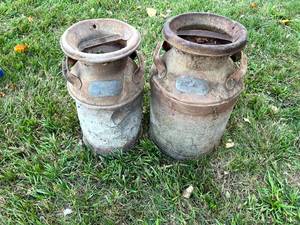 lot 103 image: Vintage Cream Cans - Dresen ND & Lakeville MN