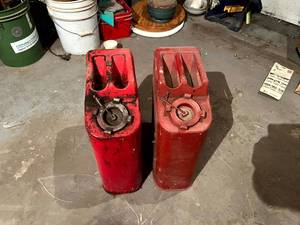 lot 166 image: Jerry Cans