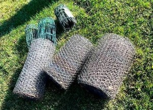lot 124 image: Wire Fencing