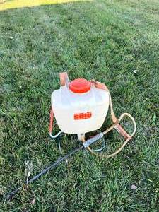 lot 138 image: Solo Backpack Sprayer