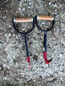 lot 140 image: Hay Hooks