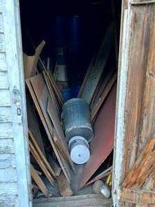 lot 146 image: Everything in Shed