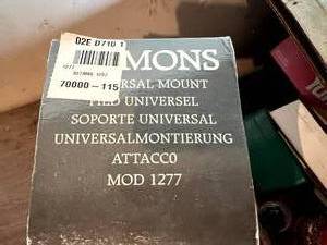 lot 248 image: Simmons Universal Mount for Spotting Scope
