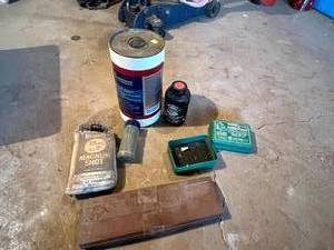 lot 254 image: Ammo Reload Supplies & Cleaning Kit
