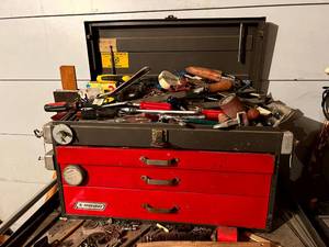 lot 300 image: Powr-Kraft Tool Chest & Contents