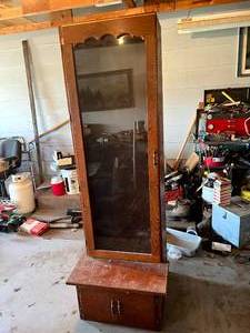 lot 172 image: Gun Cabinet