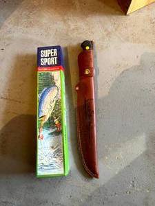 lot 192 image: J Marttiini Fillet Knife & 3 Super Sport Fillet Knives