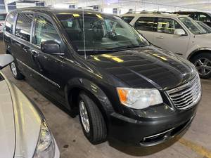 2012 Chrysler Town & Country Touring