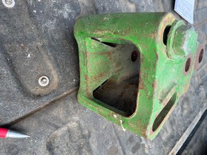 JD Hitch Adaptor