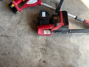 Un Tested cordless chain saw and pole saw