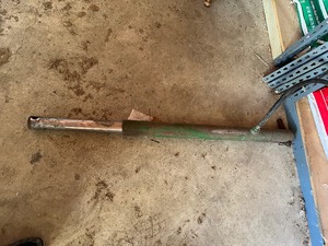 Long john deere Hyd Cylinder