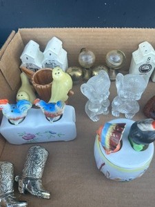 Flat of Salt & Pepper Shakers