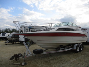 1990 Rinker V250 Boat Mercruiser Engine Load Rite Trailer
