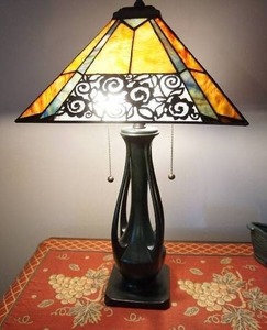 LampsLighting Quoizel Signed Art Nouveau Vintage Table Dresser Lamp, Stained Glass Shade...