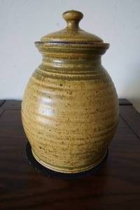 Artist Signed Pottery LC() 6 wide 9 tall