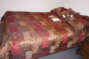 Furniture Bedroom Furniture MCM Full Size Bed 58 x 84 w Bedding