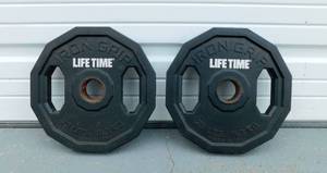 lot 67 image: Set of 2 Lifetime 25 LB Iron Grip Weights