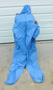 lot 103 image: Lot of 20 Kleenguard A40 Coveralls Size 2XL