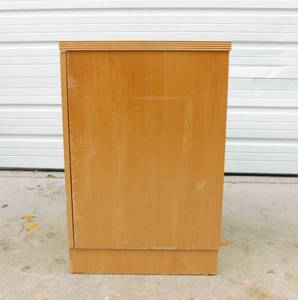 lot 74 image: Solid Wood Cabinet With Shelves and Drawer
