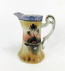 lot 89 image: Vintage Hand Painted Nippon Made in Japan Pitcher