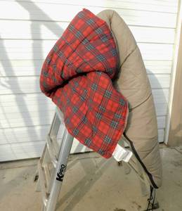 lot 19 image: Vintage Dupont Hollowfil 808 Heavy Sleeping Bag