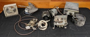 lot 60 image: Vintage Hotplate, Fans, & More Universal Electric Company, Redmond Company, Thermolyne Corp