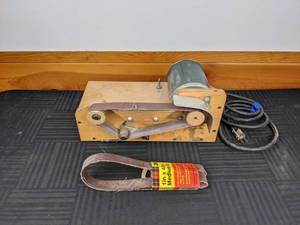 lot 29 image: Handmade Sander
