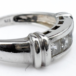 lot 49 image: Caspian International, Sterling Silver Ring, Set With Cubic Zirconia. Size 7.