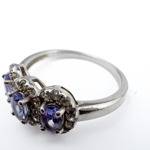 lot 79 image: Stauer Sterling Silver Ring, Set With Tanzanite And Cubic Zirconia (Stauers Diamondaura).