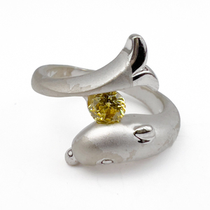 lot 113 image: RS Covenant Dolphin Sterling Silver Ring, Set With Yellow CZ Or Crystal . Size 4.75 - 5.